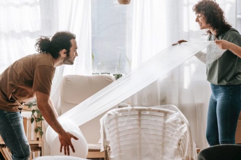 Un couple refait sa décoration à Paris