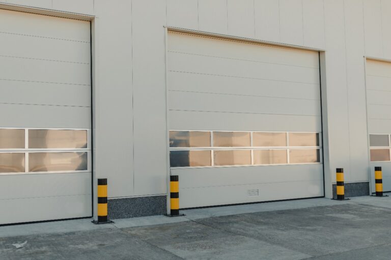 Des nouvelles portes de garage pro installées
