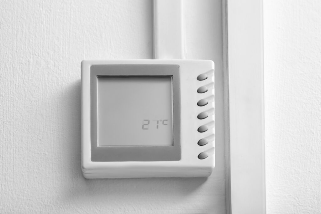 Un thermostat tybox 117 installé