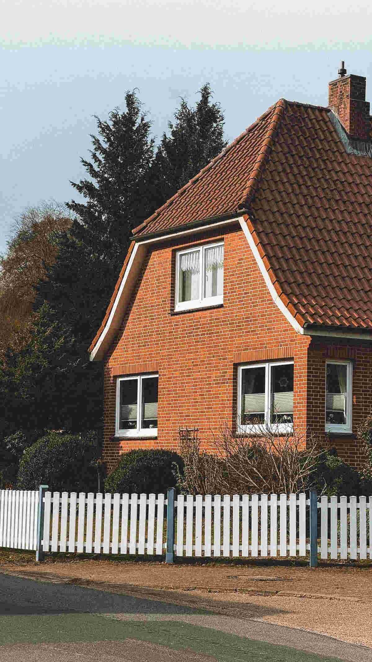 Aménagement de bureau optimisé d'une maison